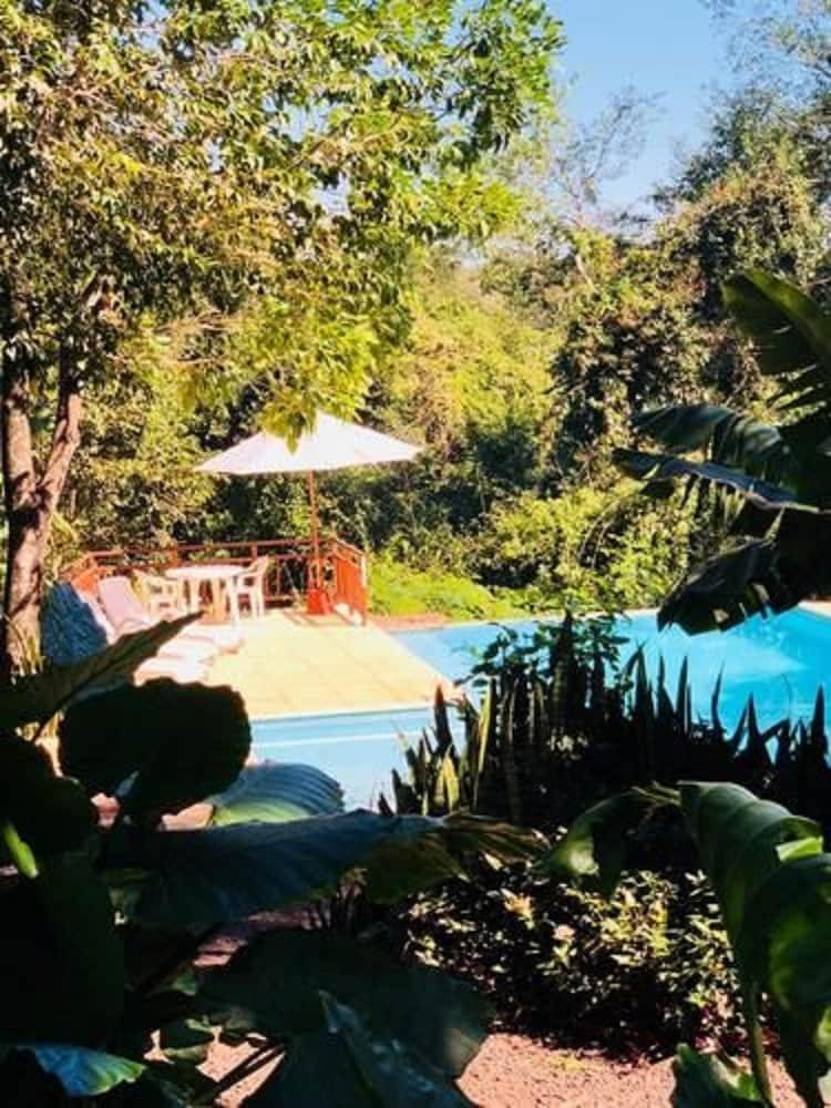 Raices Amambai Lodges Puerto Iguazú Kültér fotó